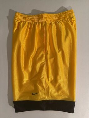 Nike Gold and Black Basketball Shorts Men’s Size Large